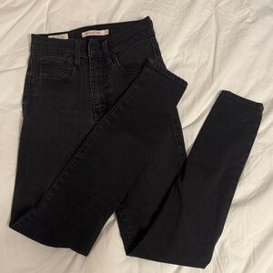 Levi’s Mile High Super Skinny Jeans